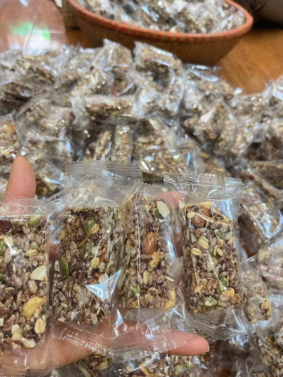 Thanh Gạo Lứt Rong Biển