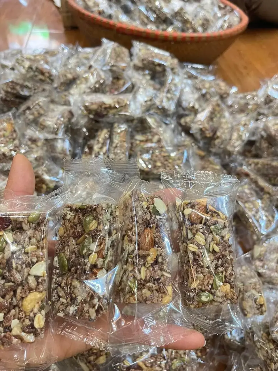 Thanh Gạo Lứt Rong Biển